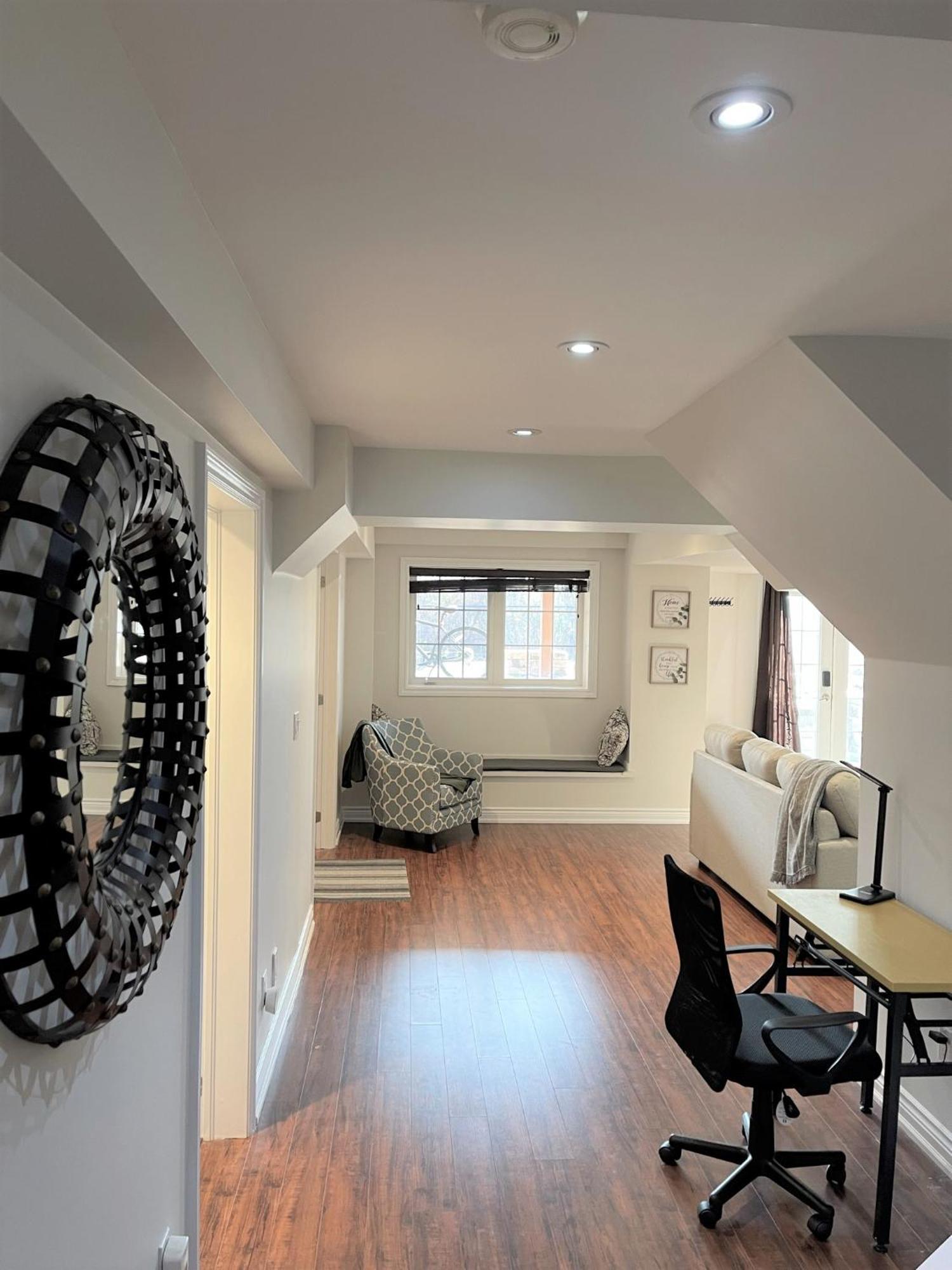 מיסיסאוגה Cozy Lovely Ravine Facing Suite. מראה חיצוני תמונה